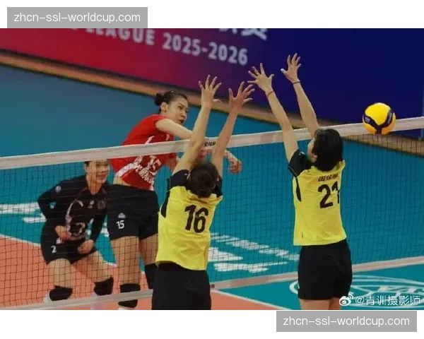 Canal+与拜因体育就2026-27赛季法甲转播权开启新一轮谈判 Canal+与拜因体育就2026-27赛季法甲转播权开启新一轮谈判